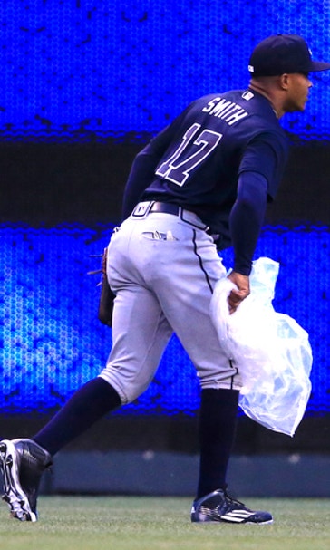 Volquez pitches 7 strong innings in Royals' 5-1 victory
